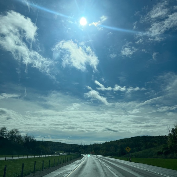 Meet your Posher, Traci - Picture 1 of 1